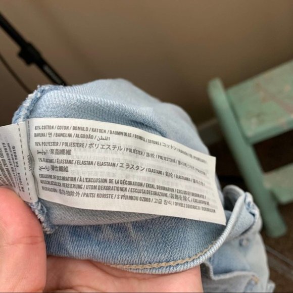 Abercrombie & Fitch Light Wash Woven Pocket Shorts - Picture 10 of 10